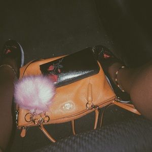 Meet your Posher, Kay